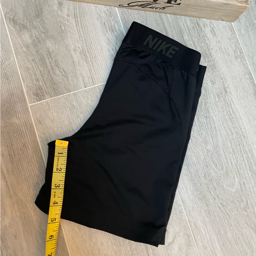 Nike Pro Dri-FIT Black Compression Shorts Womens Small 5 Inseam Volleyball - Picture 5 of 7
